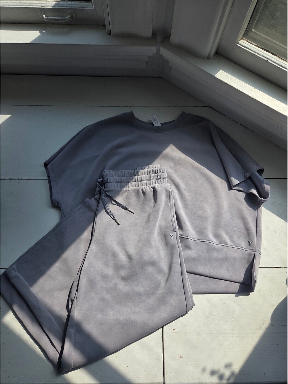 Yogalicious Wash Softlite Nicole Top and Elara Pant Set in Medium